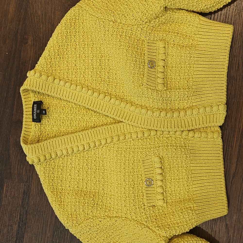 Authentic Chanel 22S Lemon Yellow Cropped Cardigan 38